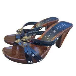 Black vintage wooden Heeled sandals sz 7